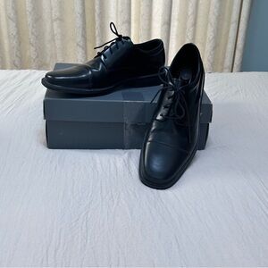 Rockport Black Oxford Shoes with Smooth Leather and Classic Design